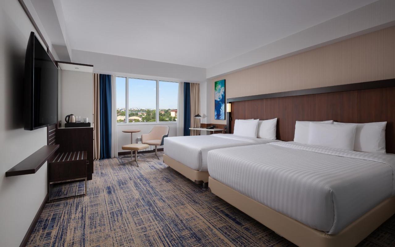 Hotel Courtyard By Marriott Taškent Exteriér fotografie